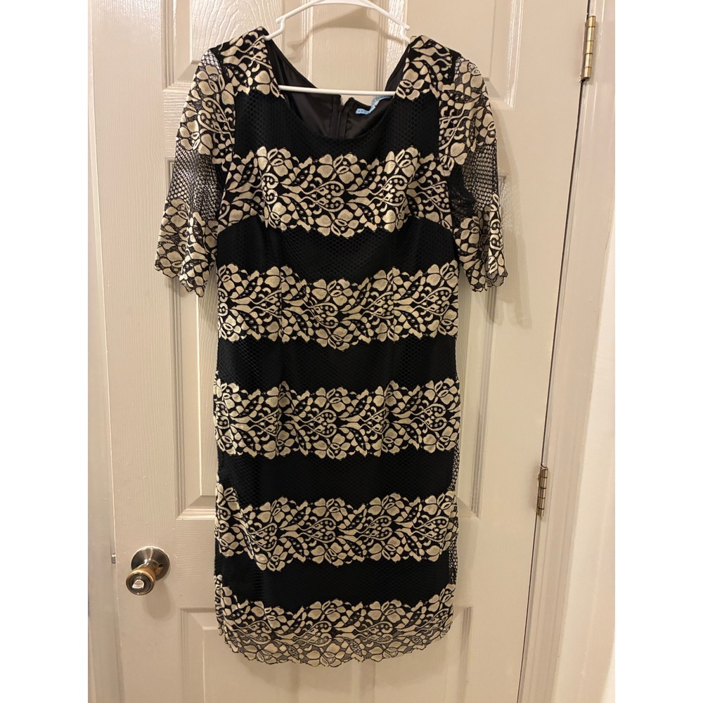 Antonio Melani Black Cream Floral Lace Mesh‎ Sheath Dress Sz 12 Elbow Sleeve